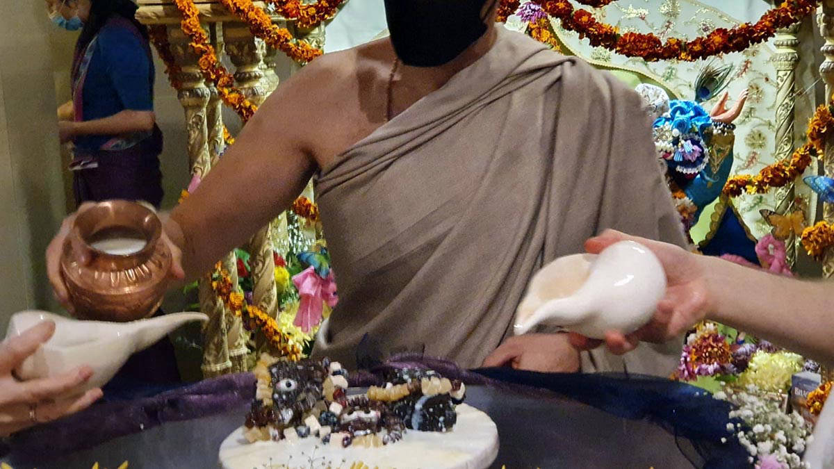 Govardhana-puja