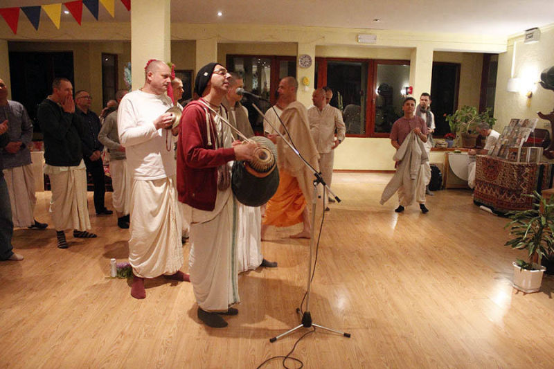 Gaura purnima festival